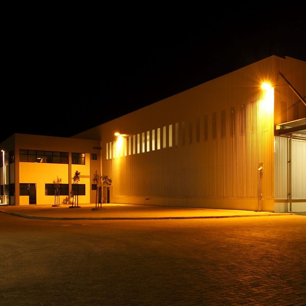 10W Naświetlacz LED solarny / Barwa:4000K / Obudowa: Czarna