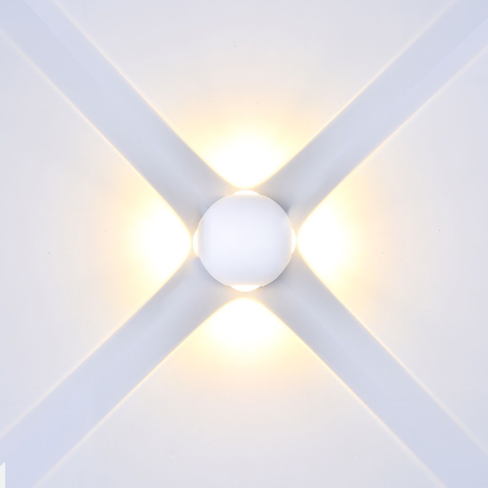 4W Lampa ścienna LED / Kula / Barwa:3000K / IP65 / Obudowa: Biała