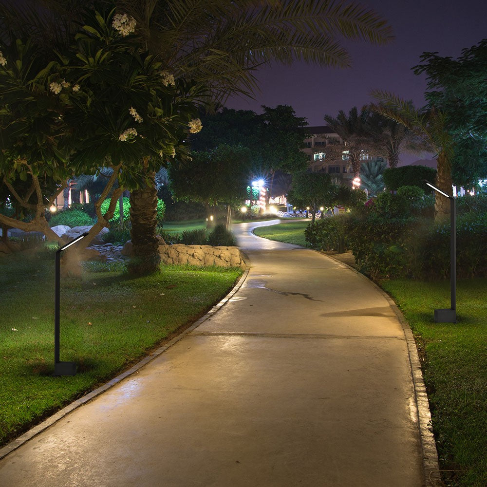 7W Słupek ogrodowy LED / Barwa:4000K / IP54 / Obudowa: Czarny