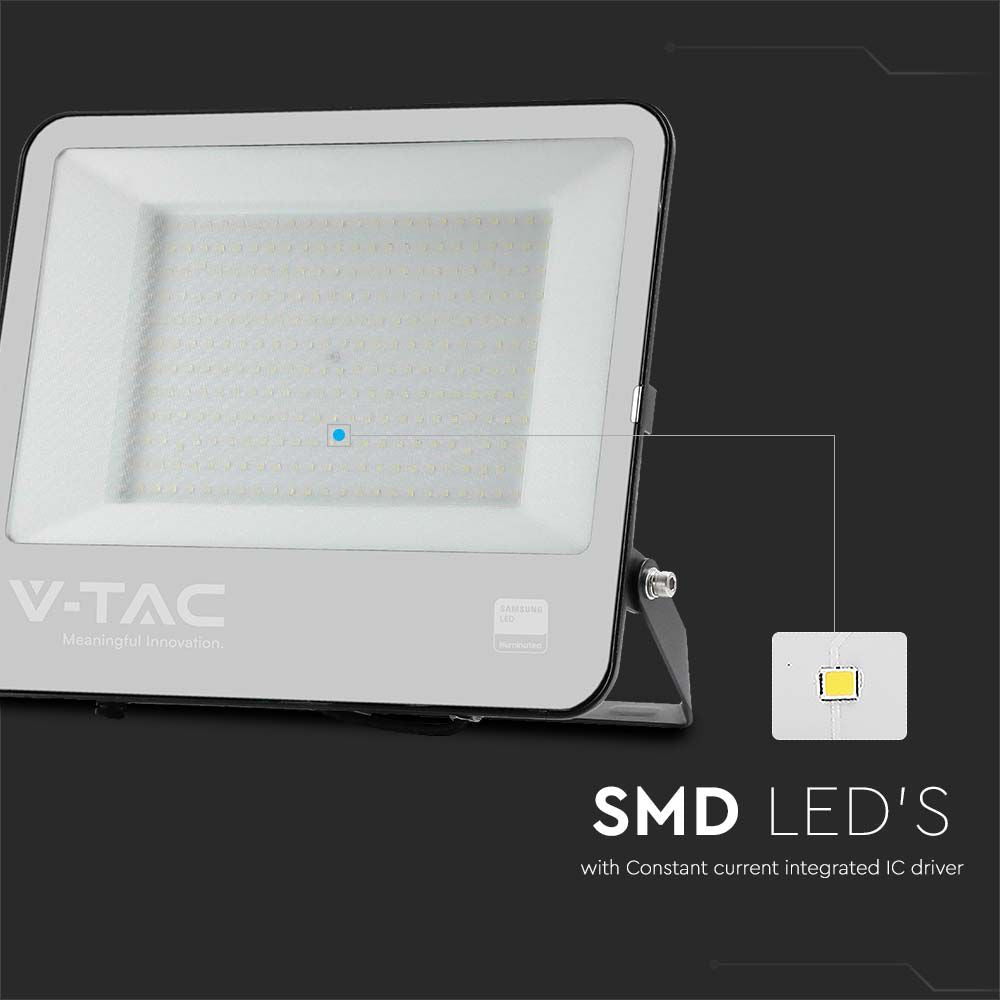 200W Naświetlacz LED SMD / Chip SAMSUNG / Barwa:6500K / Obudowa: Czarna / Skuteczność 115lm/W