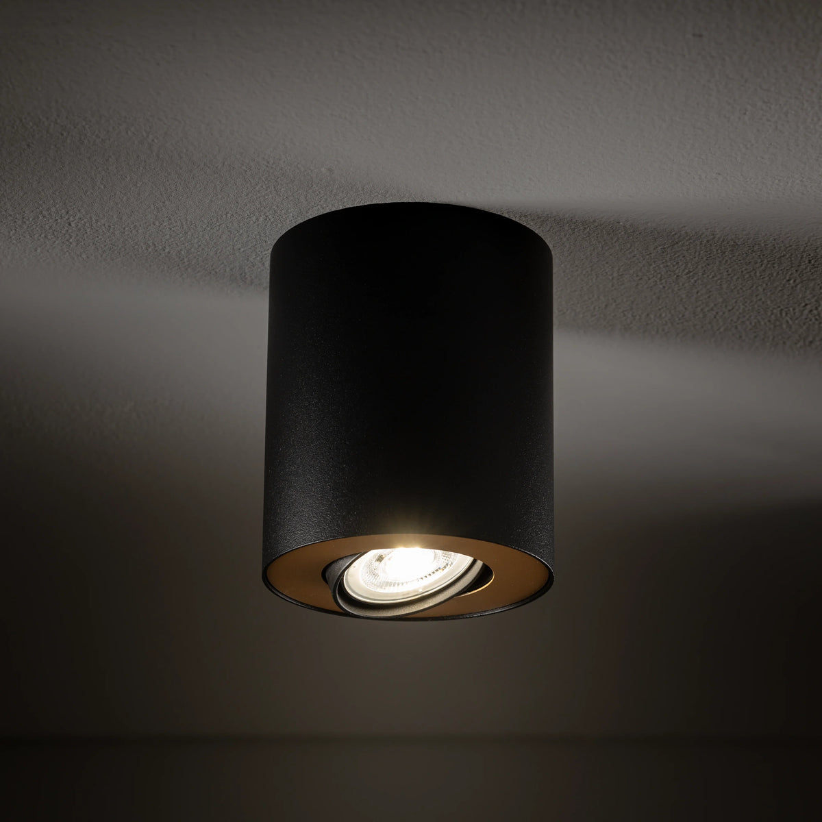 Nowodvorski Lampa downlights natynkowa SET 10W only LED 50/60Hz - Stal lakierowana - Czarny II 8901 - lampa włączona