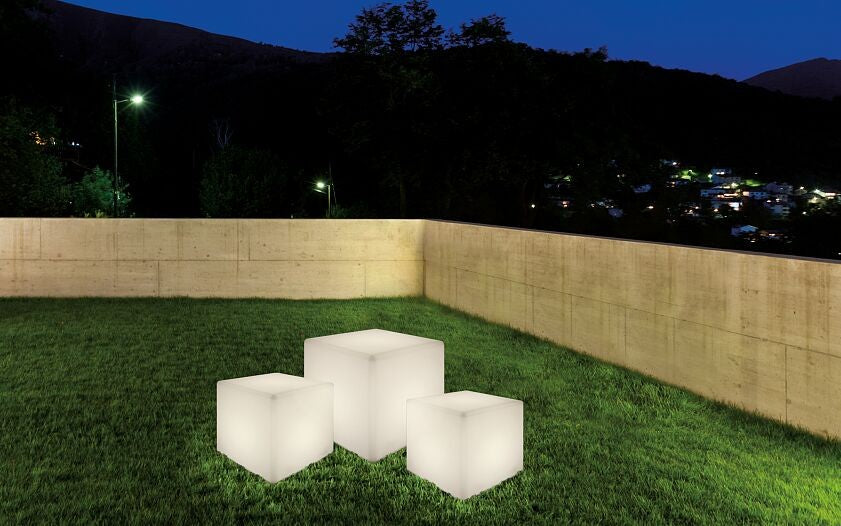 Nowodvorski Lampa stojąca CUMULUS CUBE M 25W only LED 50/60Hz IP44 - Tworzywo sztuczne PE - Biały 8966
