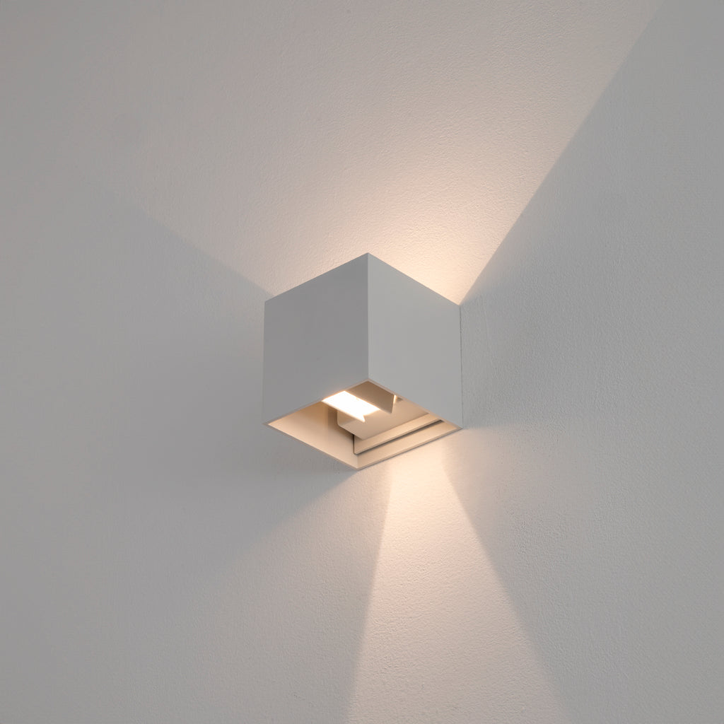 Nowodvorski Lampa ścienna natynkowa LIMA LED 6W 50/60Hz IP54 - Aluminium lakierowane - Biały