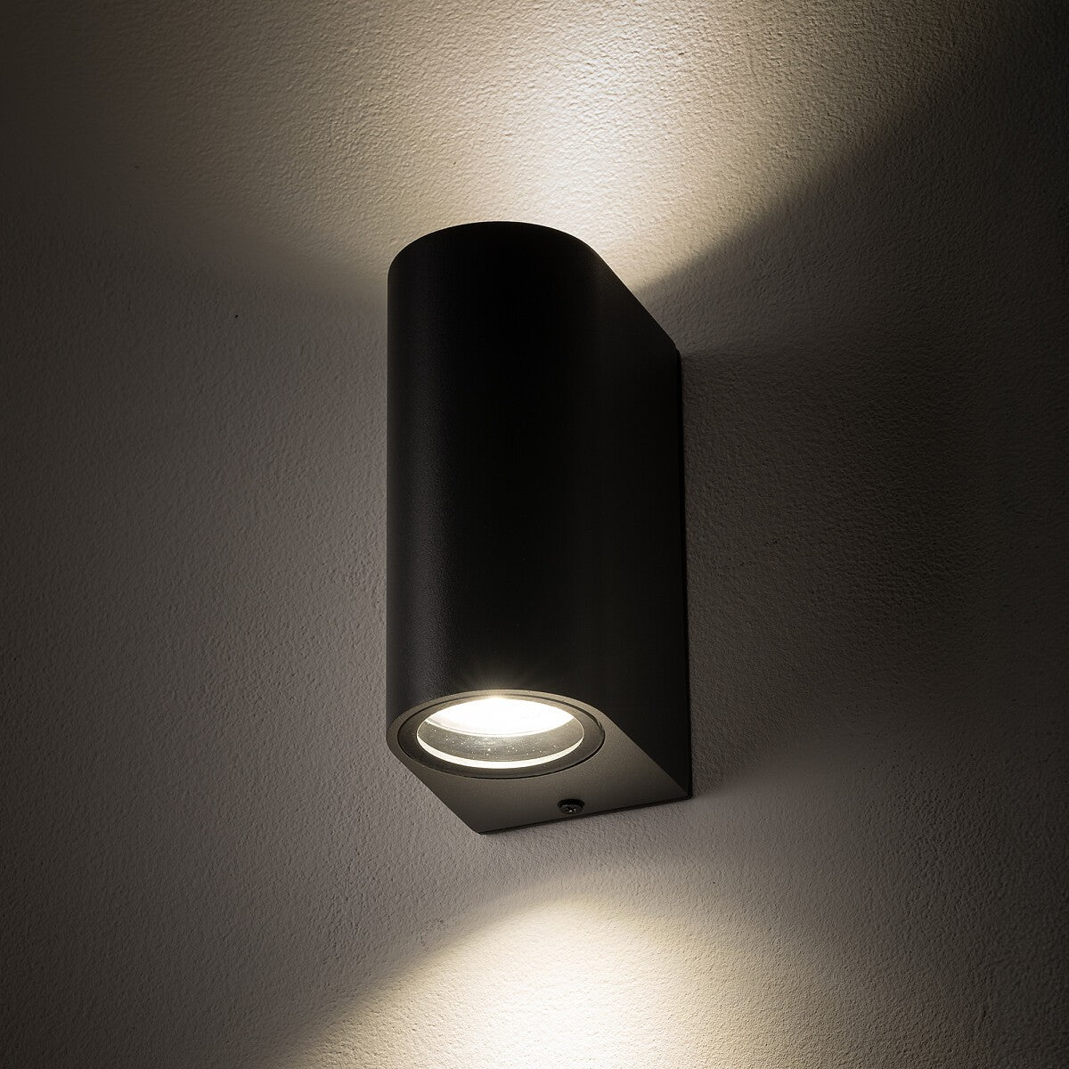 Nowodvorski Lampa ścienna natynkowa NICO 10W only LED 50/60Hz IP54 - Aluminium lakierowane - Grafitowy I 9517 - lampa włączona