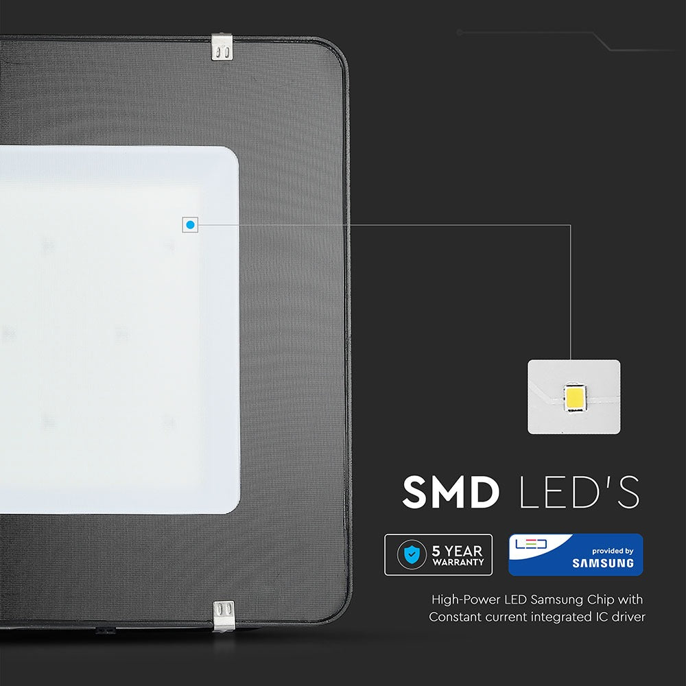 500W Naświetlacz LED SMD / Chip SAMSUNG / Przewód: 3m / Barwa:6400K / Obudowa: Czarna / Wydajność: 120lm/w