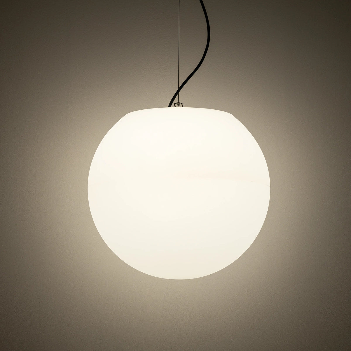 Nowodvorski Lampa wisząca CUMULUS M 25W only LED 50/60Hz IP65 - Tworzywo sztuczne PE - Biały 9715 - lampa włączona